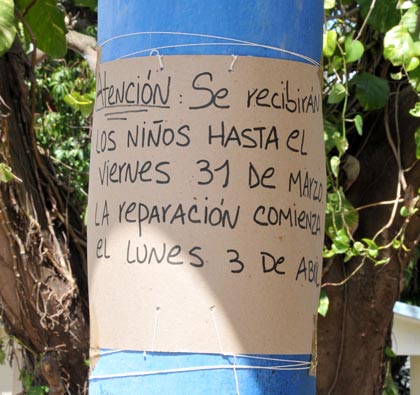 Cartel que indica el cierre temporal del Cí­rculo Infantil Adolfo Alfonso, de Ranchuelo, Villa Clara.