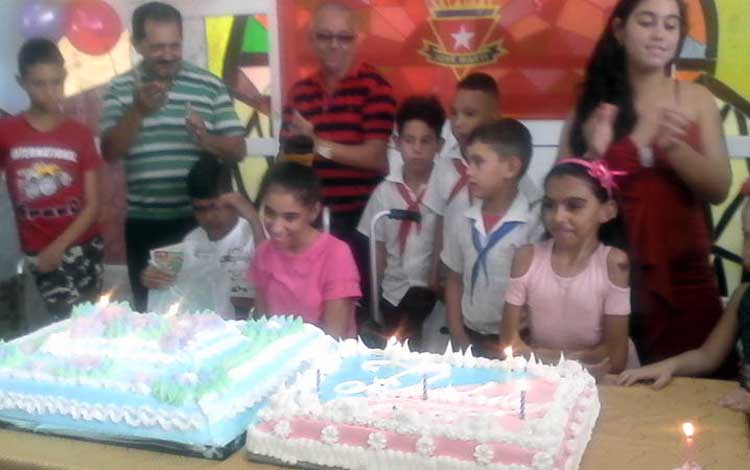 Cumpleaños colectivo en la escuela regional Marta Abreu