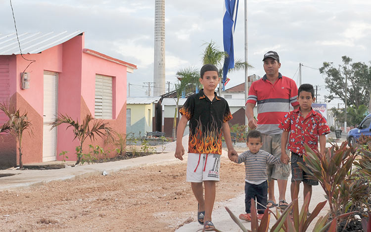 Nuevas viviendas entregadas en el Consejo Popular Emilio Córdova, Encrucijada, Villa Clara.