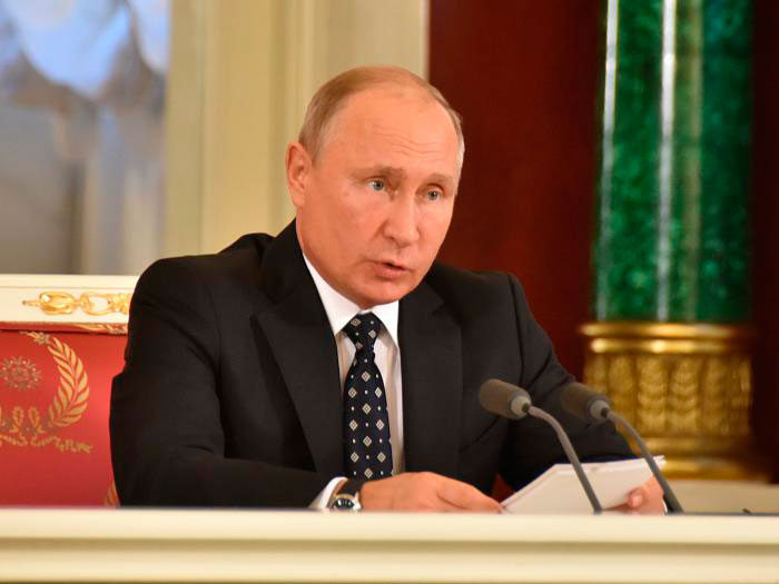 Vladimir Puntin, presidente de la Federación de Rusia, en conferencia de prensa luego de encuentro con Miguel Díaz-Canel. Vladimir Puntin, presidente de la Federación de Rusia, en conferencia de prensa luego de encuentro con Miguel Díaz-Canel.