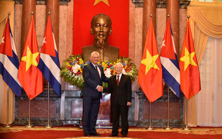 Presidente de Cuba, Miguel Díaz-Canel, y Nguyen Phu Trong, presidente de Vietnam.