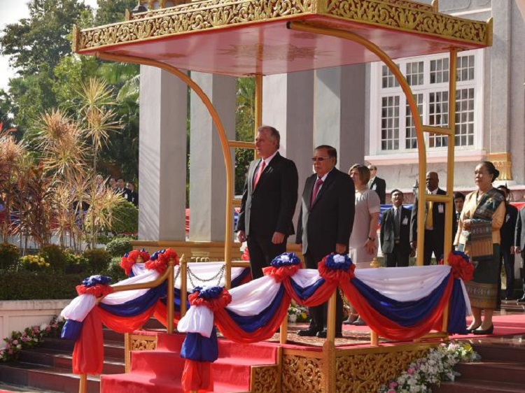 Visita oficial de Díaz-Canel a Laos