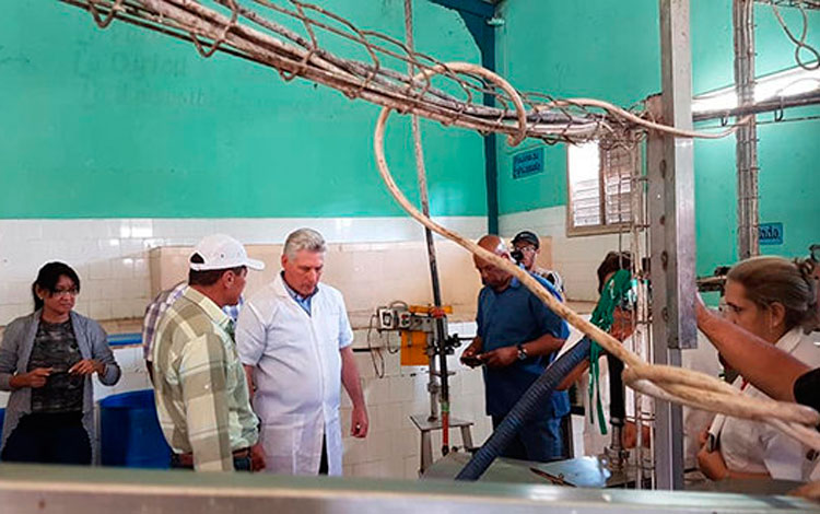Díaz Canel de visita en Sancti Spíritus