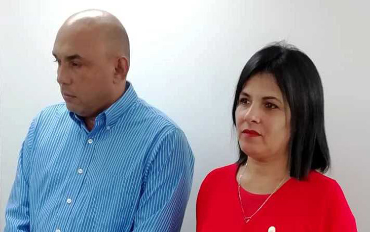Alberto López Díaz y Milaxys Yanet Sánchez Armas, gobernador y vicegobernadora, respectivamente en la provincia de Villa Clara