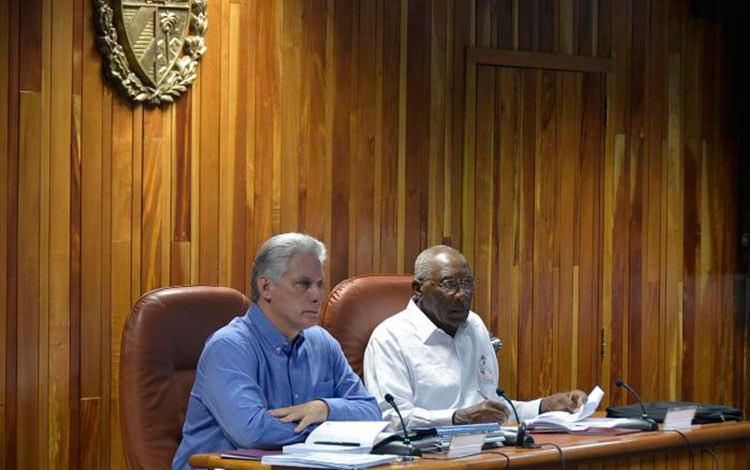 MIguel Díaz-Canel Bermúdez y Salvador Valdés Mesa.