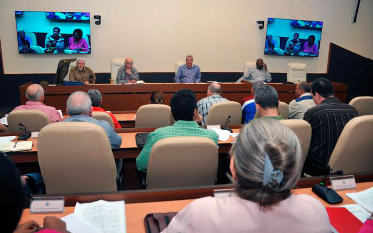 Consejo de Ministros evalúa rehabilitación de La Habana tras tornado del 27 de enero de 2019.