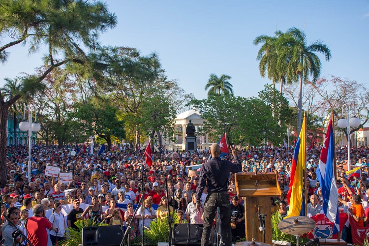 Marcha en apoyo a Venezuela en Santa Clara Marcha en apoyo a Venezuela en Santa Clara