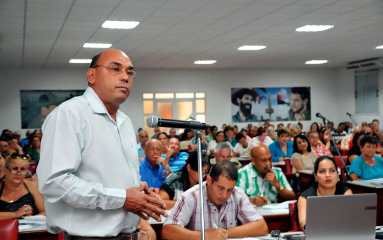 Alberto López Díaz, presidente de la Asamblea Provincial del Poder Popular en Villa Clara.