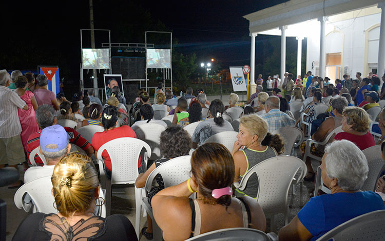 Asamblea de rendición de cuentas en Emilio Córdova Asamblea de rendición de cuentas en Emilio Córdova