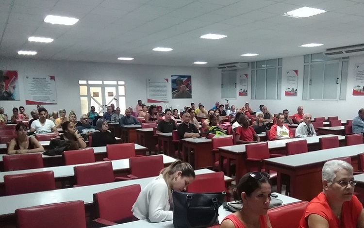 Acto de apoyo a Venezuela en Poder Popular Villa Clara