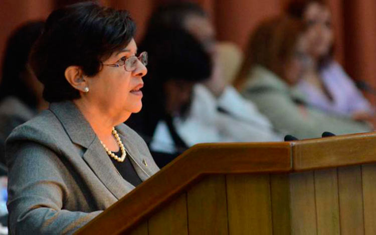 Lina Pedraza, ministra de Finanzas y Precios.