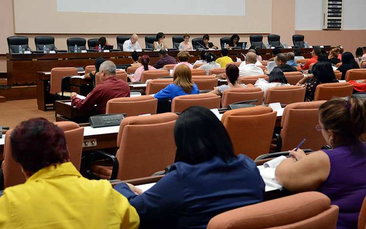 Comisión de Atención a la Juventud, la Niñez y la Igualdad de Derechos de la Mujer.