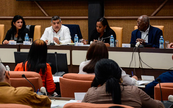 Comisión Agroalimentaria del Parlamento cubano.