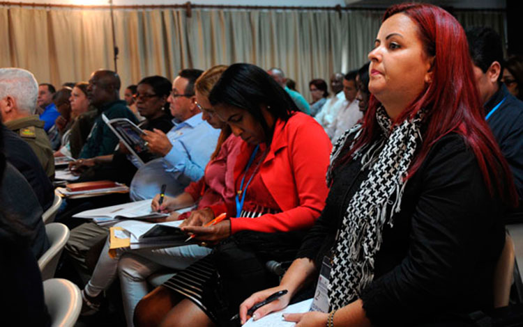 Comisión de Industria del Parlamento de Cuba.
