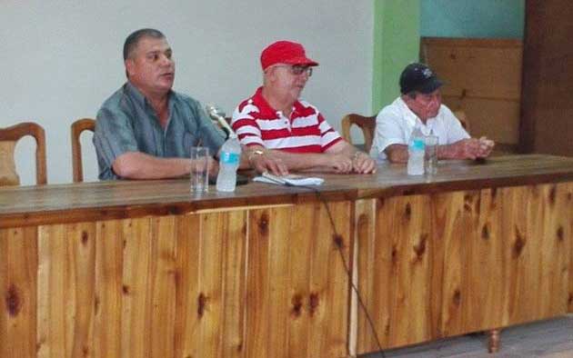 Acto por el 9 de abril en Sagua la Grande Acto por el 9 de abril en Sagua la Grande