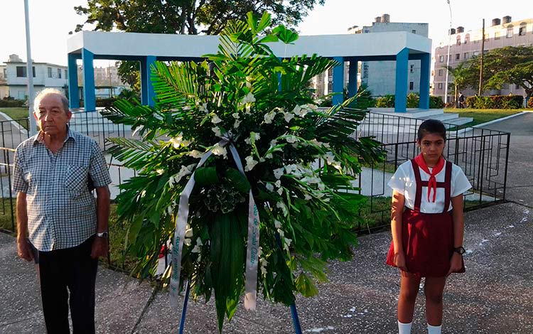 Homenaje a internacionalistas caídos. Homenaje a internacionalistas caídos.