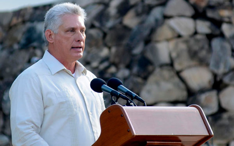 Presidente cubano, Miguel Díaz-Canel, pronuncia discurso en La Demajagua, 10 de octubre de 2018.