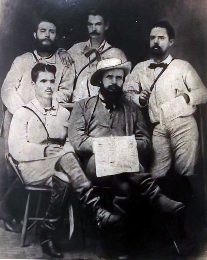 Foto del general Francisco Carrillo.