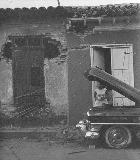 Casa dañada por bombardeo durante la Batalla de Santa Clara. Casa dañada por bombardeo durante la Batalla de Santa Clara.