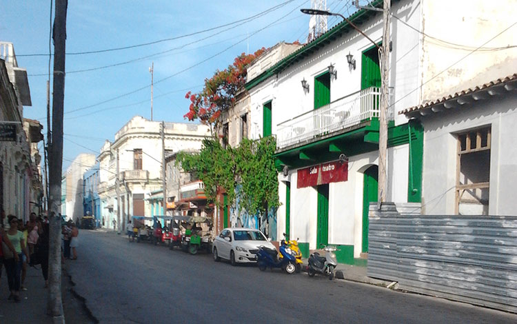 Calle Marta Abreu, Santa Clara.
