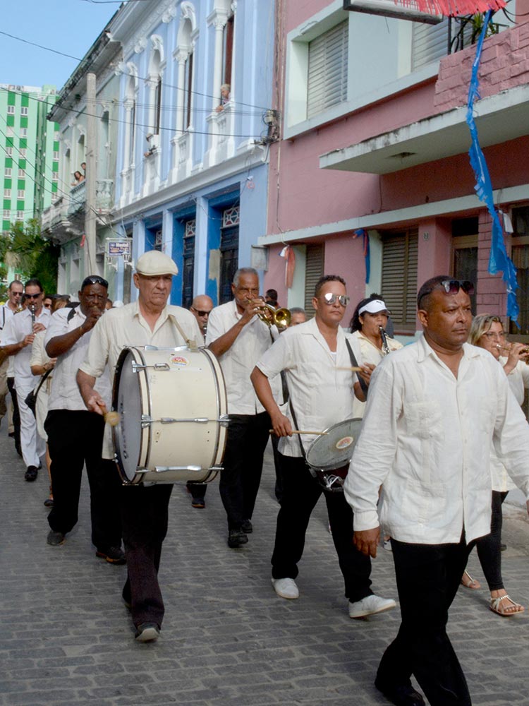 Verbena de la calle Gloria.