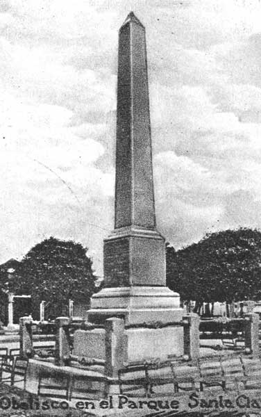 Obelisco en el Parque Leoncio Vidal Obelisco en el Parque Leoncio Vidal