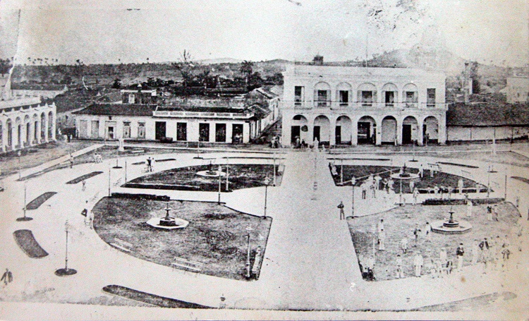 Plaza de Recreo, 1881. En la actualidad, Parque Vidal. (Foto: Cortesía del Centro de Patrimonio Cultural) Plaza de Recreo, 1881. En la actualidad, Parque Vidal. (Foto: Cortesía del Centro de Patrimonio Cultural) Plaza de Recreo, 1881. En la actualidad, Parque Vidal. (Foto: Cortesía del Centro de Patrimonio Cultural) Plaza de Recreo, 1881. En la actualidad, Parque Vidal. (Foto: Cortesía del Centro de Patrimonio Cultural)