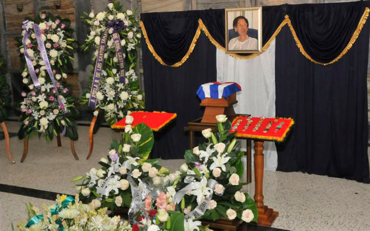 Honras fúnebres a Asela de los Santos Tamayo.