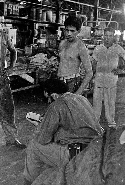 Inauguración de Sarex por el Che Inauguración de Sarex por el Che