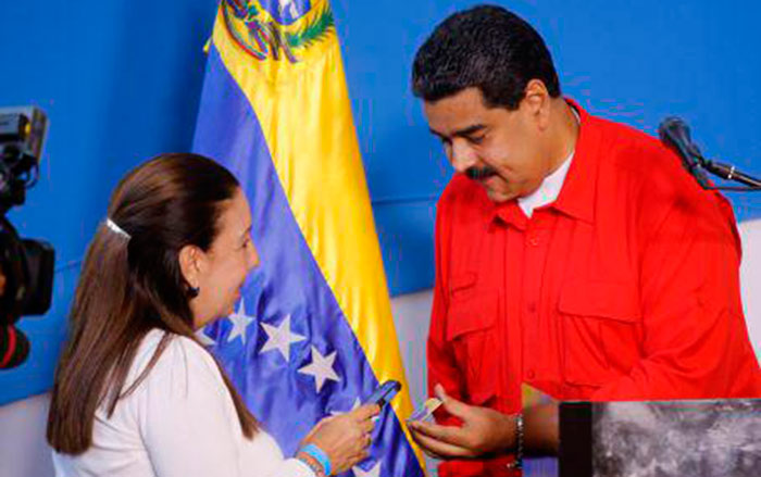 Nicolás Maduro vota en elección Constituyente.