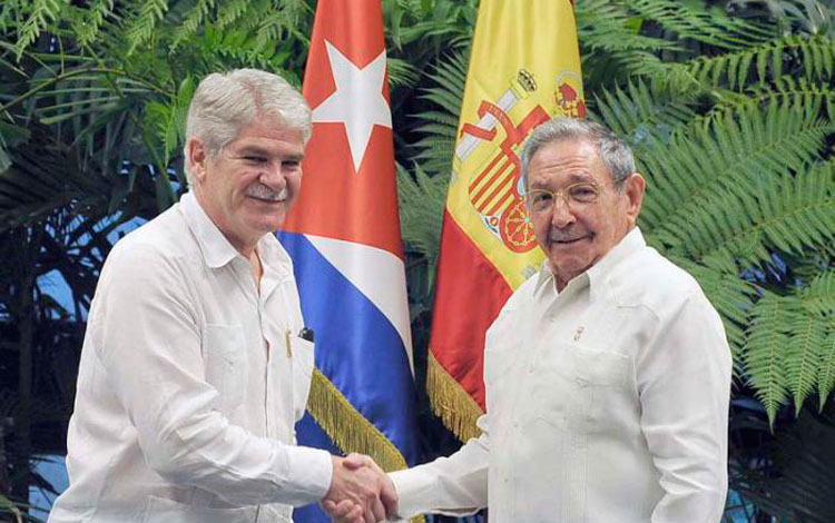 Recibió Raúl al Canciller español