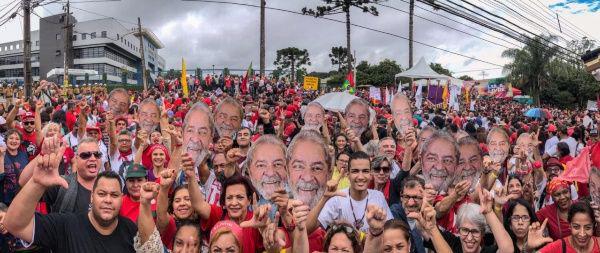 Campaña internacional de liberación a Lula Campaña internacional de liberación a Lula