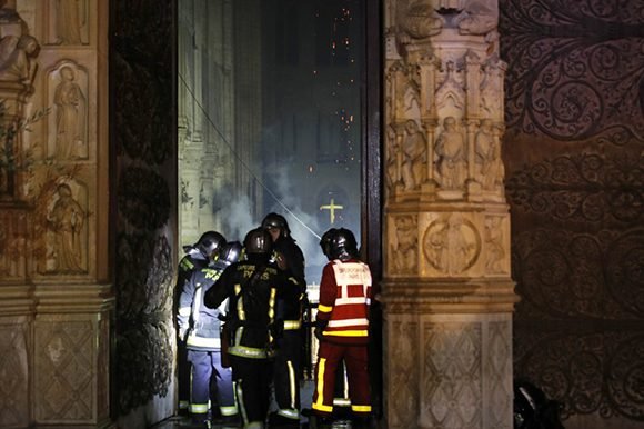 Incendio en Notre Dame