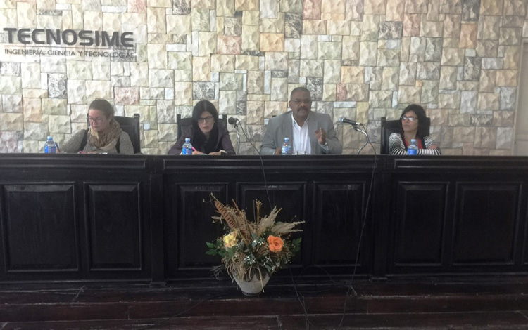 Rubén Remigio Ferro, presidente del Tribuna Supremo Popular, insistió en la formación ética de los profesionales que laboran en los Tribunales. (Fotos: Narciso Fernández Ramírez)