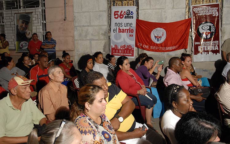 Durante los barrio debates que iniciaron en Santa Clara y se extendieron por toda la provincia hasta marzo de 2017. (Foto: Ramón Barreras Valdés)