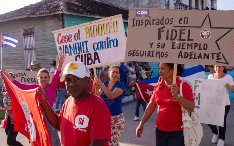 Desfile por el Primero de Mayo en Sagua la Grande.