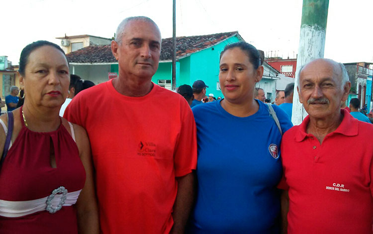 Cederistas de Camajuaní en el desfile por el Primero de Mayo. Cederistas de Camajuaní en el desfile por el Primero de Mayo.