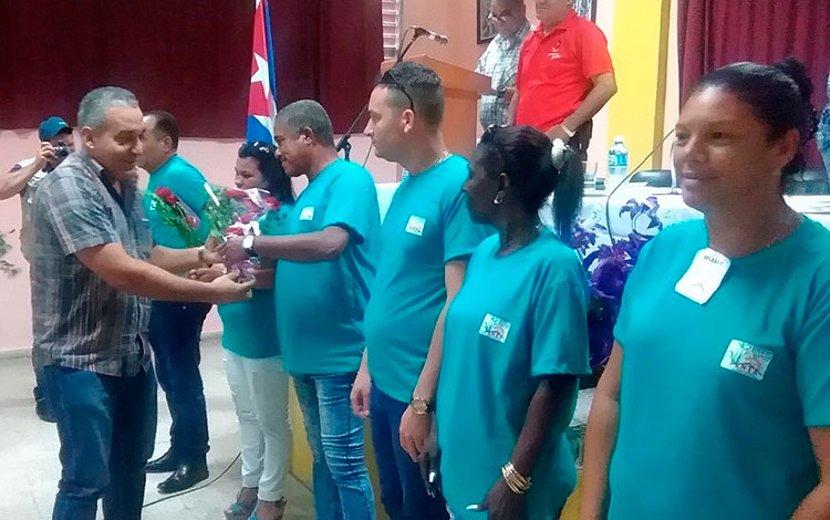 Buró Provincial del Sindicato de Trabajadores Azucareros en Villa Clara.
