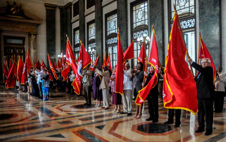Colectivos galardonados con la Bandera 80 Aniversario de la Fundación de la CTC. Colectivos galardonados con la Bandera 80 Aniversario de la Fundación de la CTC.