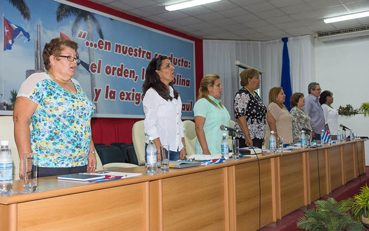Reunión regional de la FMC de Villa Clara y Cienfuegos.