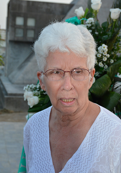 Olga Milián Losano, hija de Arnaldo Milián Olga Milián Losano, hija de Arnaldo Milián