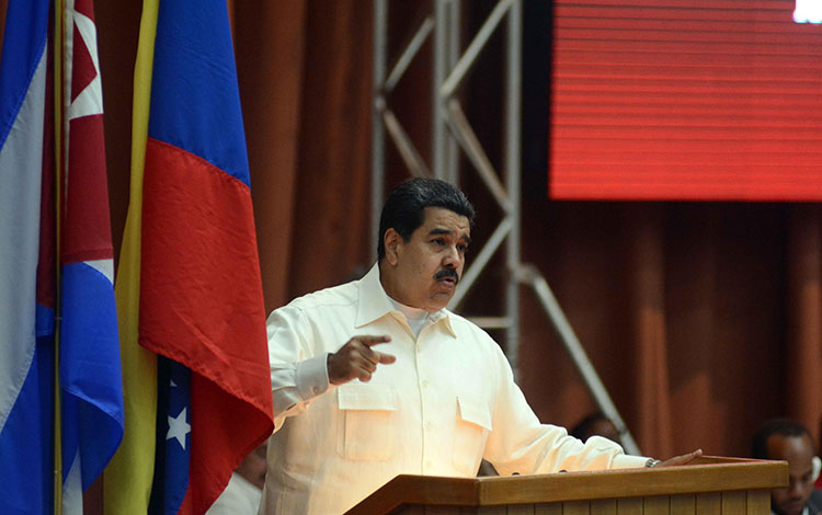 Nicolás Maduro interviene en acto de solidaridad con Venezuela. Nicolás Maduro interviene en acto de solidaridad con Venezuela, La Habana, 10 de abril de 2017.