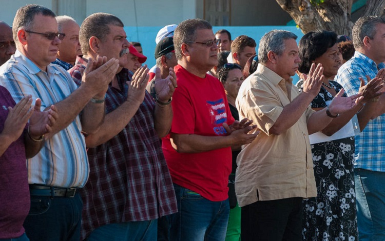 Acto trabajadores de la pesca Acto trabajadores de la pesca
