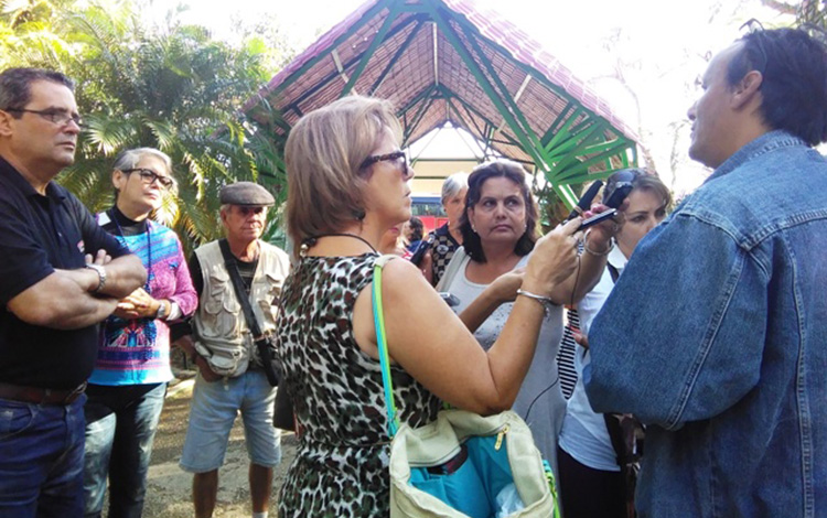 Periodistas santaclareños en el zoológico