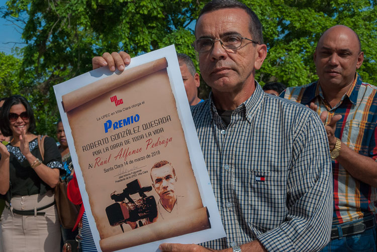 Raúl Alfonso Pedraza, Premio Provincial de Periodismo Roberto González Quesada. Raúl Alfonso Pedraza, Premio Provincial de Periodismo Roberto González Quesada.