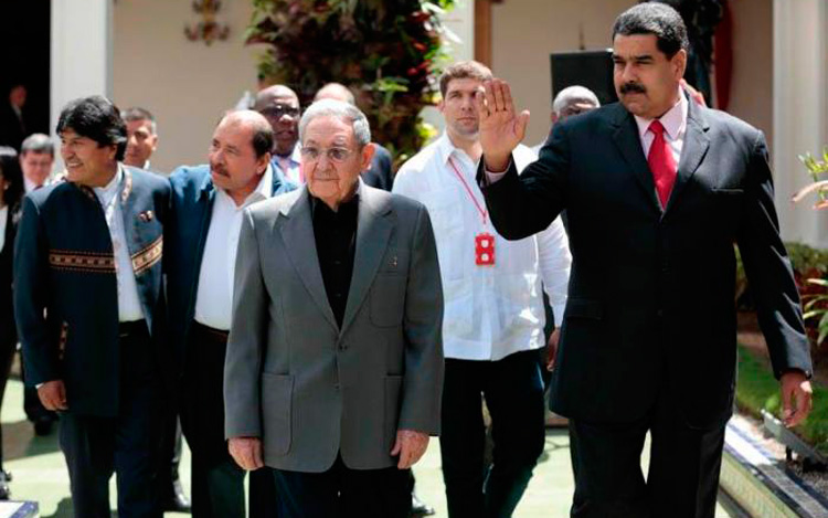 Raúl Castro y Nicolás Maduro