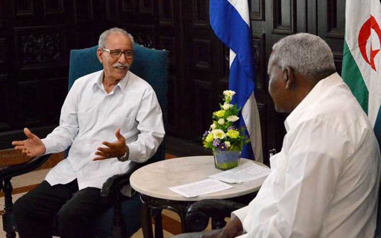 Esteban Lazo y el presidente de la República Árabe Saharaui Democrática 