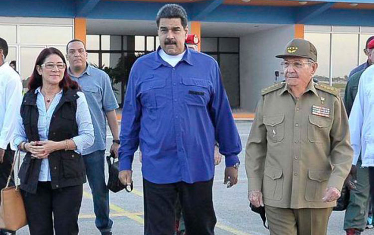 Raúl Castro y Nicolás Maduro