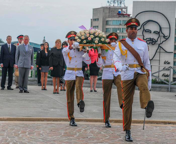 Príncipe de Gales y duquesa de Cornualles rinde tributo a José Martí en La Habana. Príncipe de Gales y duquesa de Cornualles rinde tributo a José Martí en La Habana.