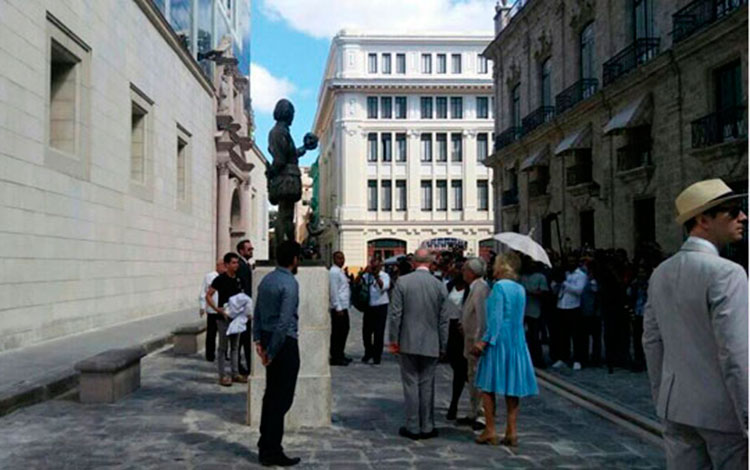 Recorrido de las altezas reales por la Habana Vieja. Recorrido de las altezas reales por la Habana Vieja.